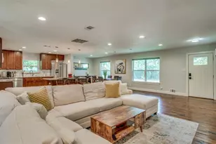 2824 W Kiest Blvd, Dallas, TX 75233 - Photo 5