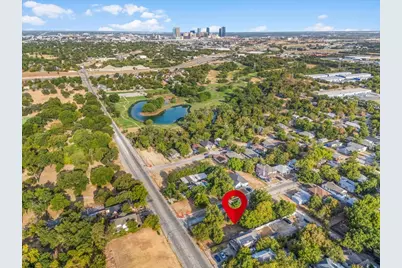 2501 E Vickery Boulevard, Fort Worth, TX 76105 - Photo 1