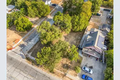 2501 E Vickery Boulevard, Fort Worth, TX 76105 - Photo 9