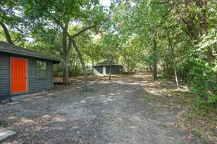 7326 Maringo Dr, Dallas, TX 75227 - Photo 25