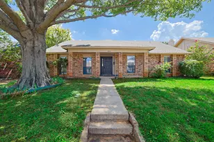 2825 Windsor Dr, Flower Mound, TX 75028 - Photo 1