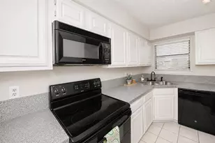2107 Horizon Trail, Arlington, TX 76011 - Photo 7