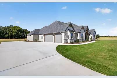129 Heritage Springs Drive, Weatherford, TX 76087 - Photo 5