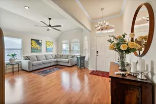 8821 Mallory Ct, Waxahachie, TX 76065 - Photo 3
