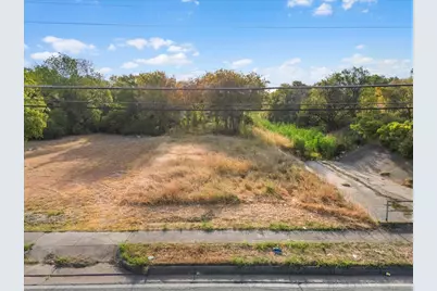 3725 Stalcup Road, Fort Worth, TX 76119 - Photo 11
