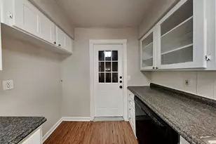 900 Cannon Dr, Euless, TX 76040 - Photo 7