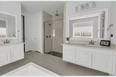 7548 Ridge Lane, Grand Prairie, TX 75054 - Photo 11