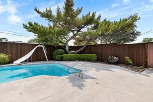 4446 Thunder Rd, Dallas, TX 75244 - Photo 29