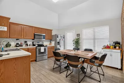 6241 Trinity Creek Drive, Fort Worth, TX 76179 - Photo 7