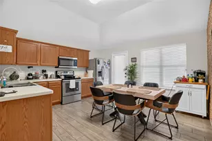 6241 Trinity Creek Dr, Fort Worth, TX 76179 - Photo 7