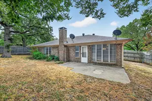 1617 Bent Oak Dr, Bedford, TX 76021 - Photo 23