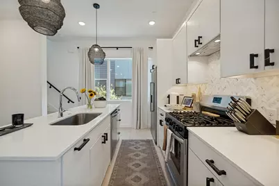 427 W 10th Street #601, Dallas, TX 75208 - Photo 13