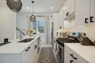 427 W 10th St, Dallas, TX 75208 - Photo 13