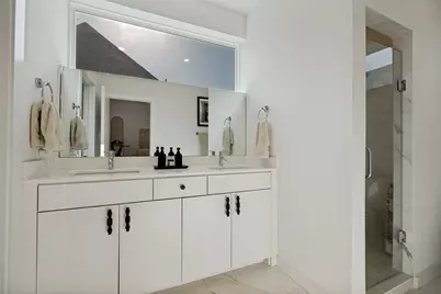 427 W 10th Street #601, Dallas, TX 75208 - Photo 21