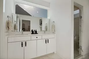 427 W 10th St, Dallas, TX 75208 - Photo 21