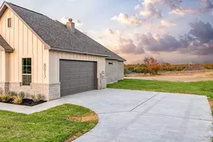 8017 Rnch Vw Pl, Springtown, TX 76082 - Photo 3