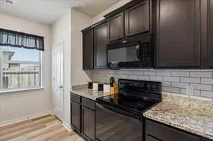 3008 Watercrest Dr, Sanger, TX 76266 - Photo 9