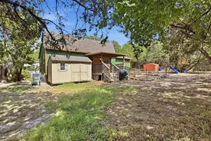 5716 San Jacinto Dr, Granbury, TX 76048 - Photo 9
