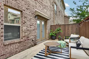 2667 Nottingham Dr, Lewisville, TX 75067 - Photo 9
