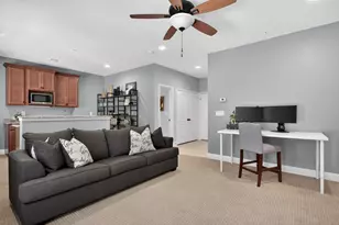 2667 Nottingham Dr, Lewisville, TX 75067 - Photo 5