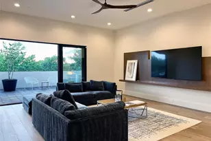 10236 Crestover Dr, Dallas, TX 75229 - Photo 13