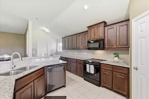 12000 Castleford Way, Fort Worth, TX 76036 - Photo 15