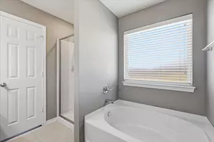 12000 Castleford Way, Fort Worth, TX 76036 - Photo 21