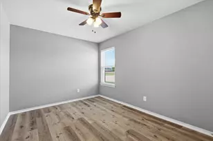 12000 Castleford Way, Fort Worth, TX 76036 - Photo 13