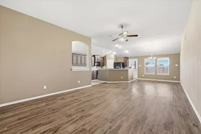 12000 Castleford Way, Fort Worth, TX 76036 - Photo 11