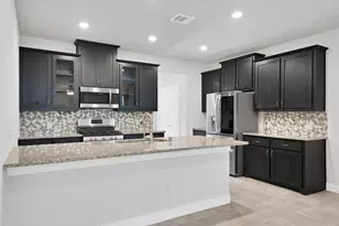 7001 Dandelion Dr, Little Elm, TX 76227 - Photo 15