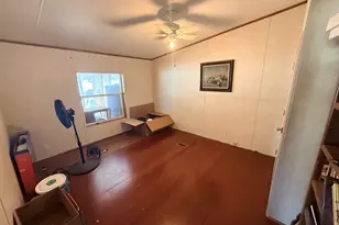 1100 Alford St, Graham, TX 76450 - Photo 11