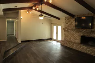 208 Opal St, Hewitt, TX 76643 - Photo 5