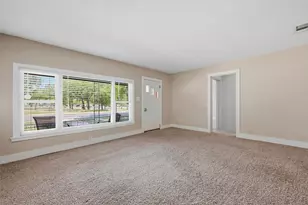 408 E Park Ave, Sherman, TX 75090 - Photo 7