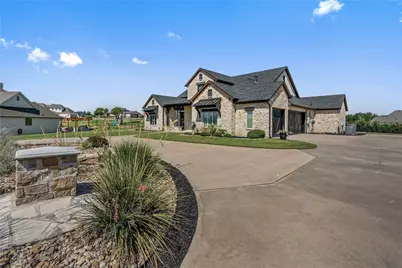 12516 Bella Vita Drive, Fort Worth, TX 76126 - Photo 5