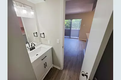 4044 Buena Vista Street #214, Dallas, TX 75204 - Photo 15