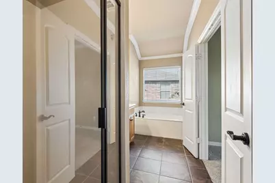 2940 Europa Drive, Grand Prairie, TX 75052 - Photo 11