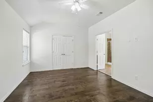 2113 Parkview, Carrollton, TX 75006 - Photo 13
