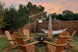 1922 Camden Way, Carrollton, TX 75007 - Photo 35