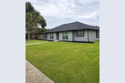 1922 Camden Way, Carrollton, TX 75007 - Photo 3