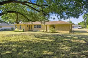 1713 E Mildred St, Sherman, TX 75090 - Photo 9