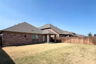 10809 Table Bluff St, Aubrey, TX 76227 - Photo 15