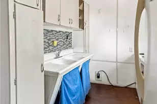 904 Ave F, Cisco, TX 76437 - Photo 9