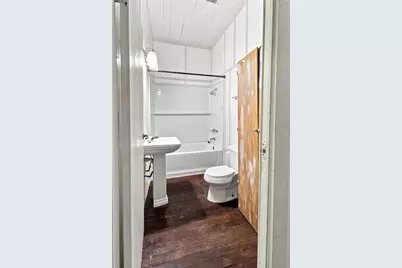 904 Ave F, Cisco, TX 76437 - Photo 11