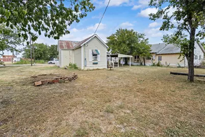 904 Ave F, Cisco, TX 76437 - Photo 5
