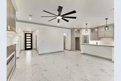 716 E Jefferson Street, Waxahachie, TX 75165 - Photo 3