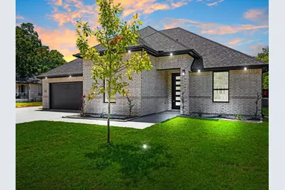 716 E Jefferson Street, Waxahachie, TX 75165 - Photo 1