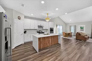 447 Crystal Clear Ln, Princeton, TX 75407 - Photo 7