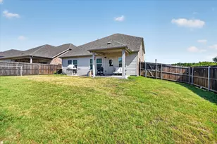 447 Crystal Clear Ln, Princeton, TX 75407 - Photo 27