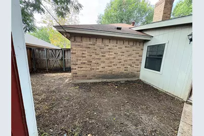 1908 Berrybrook Drive, Fort Worth, TX 76134 - Photo 5