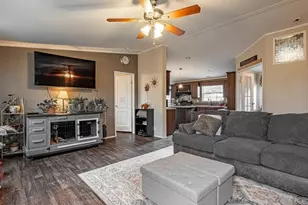 353 R and R Dr, Springtown, TX 76082 - Photo 3